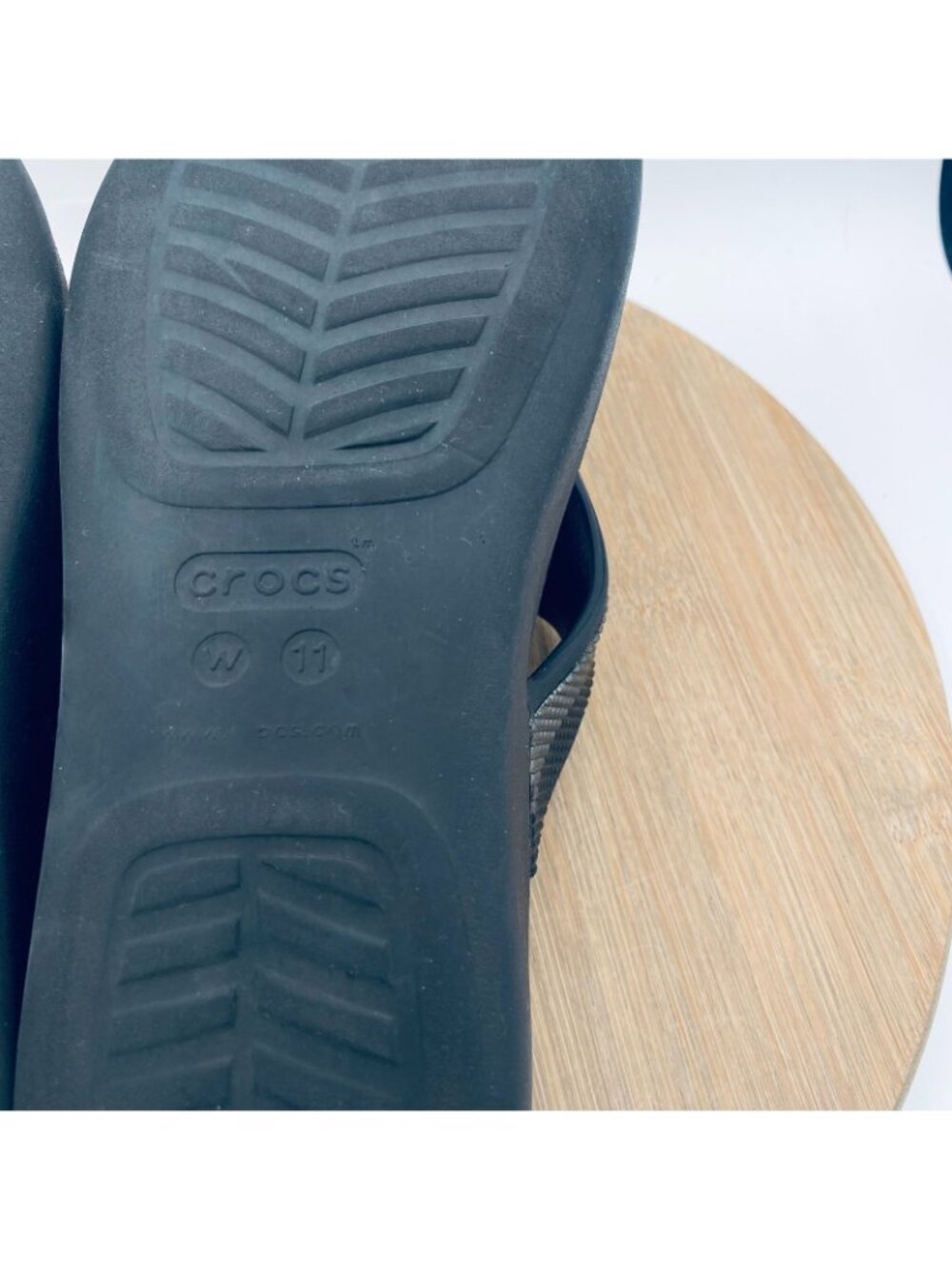 Crocs Monteray Sandals Womens 11 Black Rubber Beaded Sporty Flip Flops Platform - Picture 9 of 10
